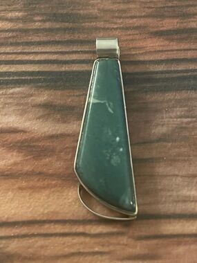 DTR 925 Green Stone Silver Pendant